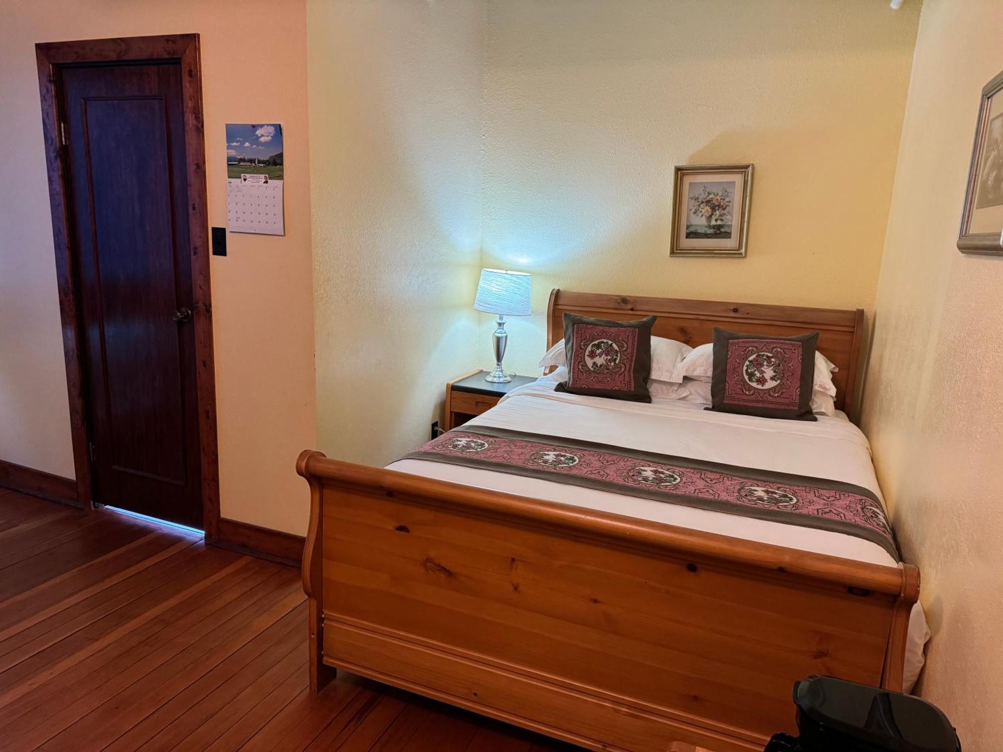 Rodmay Hotel Powell River Eksteriør billede